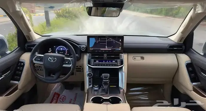 تويوتا لاندكروزر 2025 سعوديGXR_4 فل ممشي 3 الف km 20