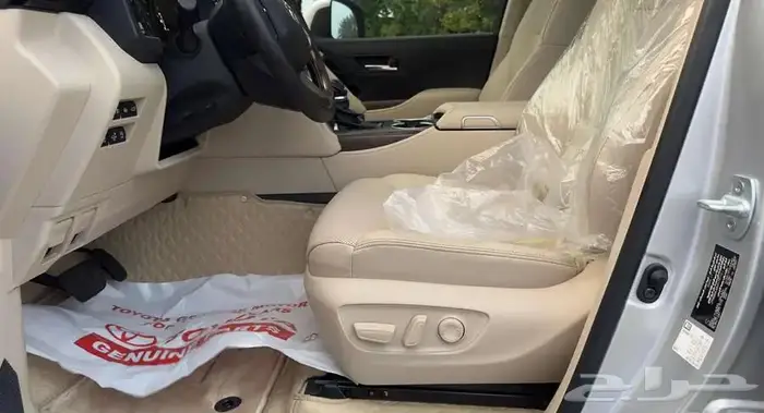 تويوتا لاندكروزر 2025 سعوديGXR_4 فل ممشي 3 الف km 22