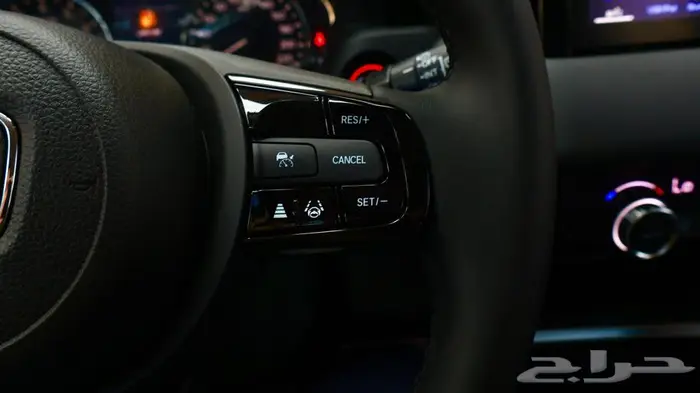 عروض العودة للمدارس   هوندا HRV LX 2024 4