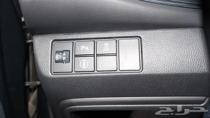 عروض العودة للمدارس   هوندا HRV LX 2024 36