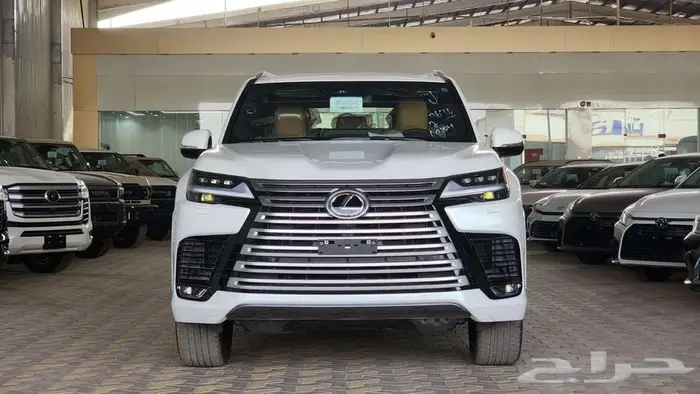 لكزس 600 LX فل كامل 2025 كاش وأقساط 3