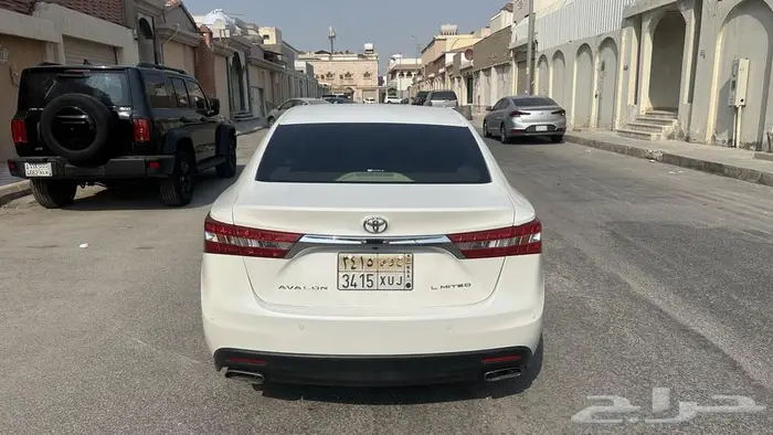 تويوتا افالون 2015 0