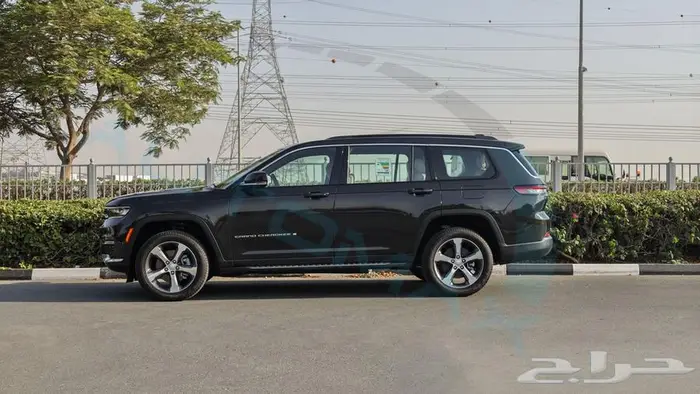 جيب جراند شيروكي ال لمتد بلس 2025 صفين خليجي اصفار ضمان وكيل 36