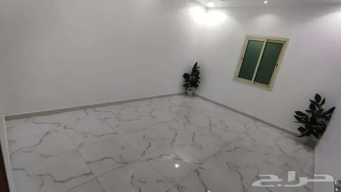 دبلكس للبيع الضاحيه الحي العاشر ب 950 الف 32