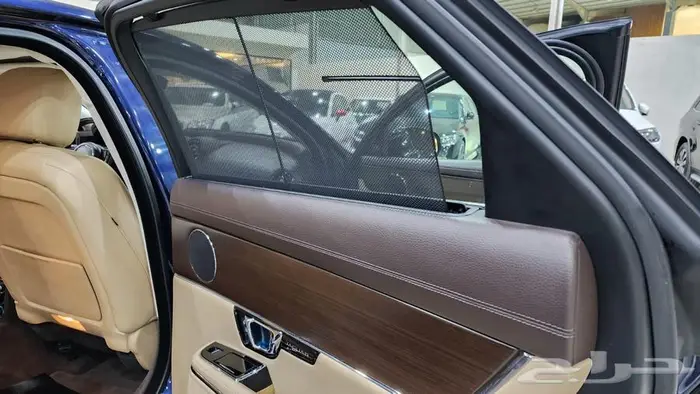 جاكور XJ 2016 19