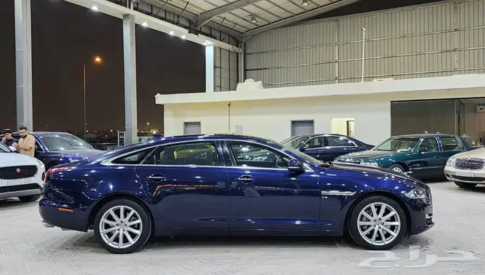 جاكور XJ 2016 4