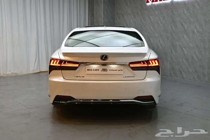 لكزس LS500h 2023 سعودي 8
