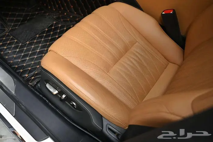 لكزس LS500h 2023 سعودي 12