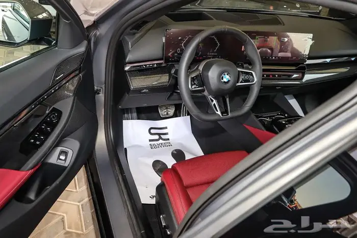 BMW 520 2026 ام كت 8
