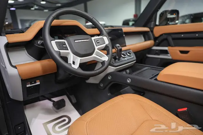 لاندروفر ديفندر 90 - HSE - V6 ( كشف ) موديل 2024 فل جديد 5