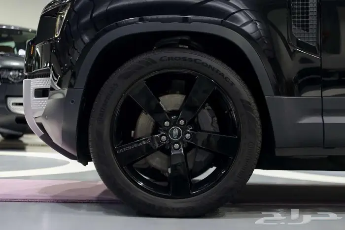 لاندروفر ديفندر 90 - HSE - V6 ( كشف ) موديل 2024 فل جديد 4