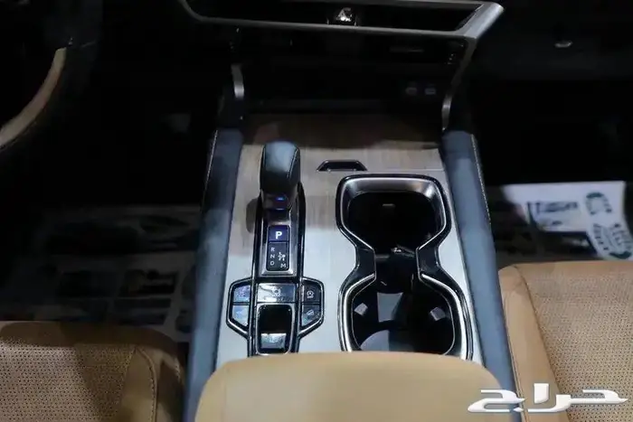 ليكزس RX 350 AA فتحة سقف جلد بنزين موديل 2024 11