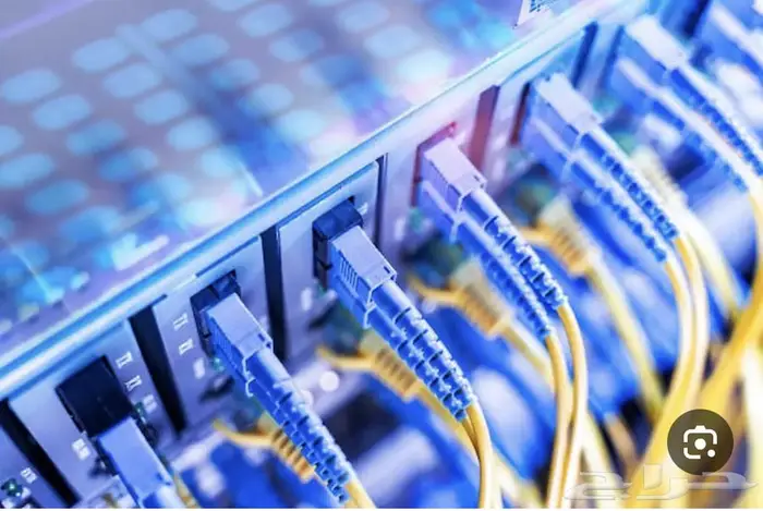 متخصصون في تركيب وصيانة جميع أنواع الكاميرات 10