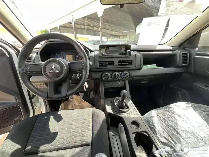 ميتسوبيشي L200 غماره 2024 نقد وتقسيط 4