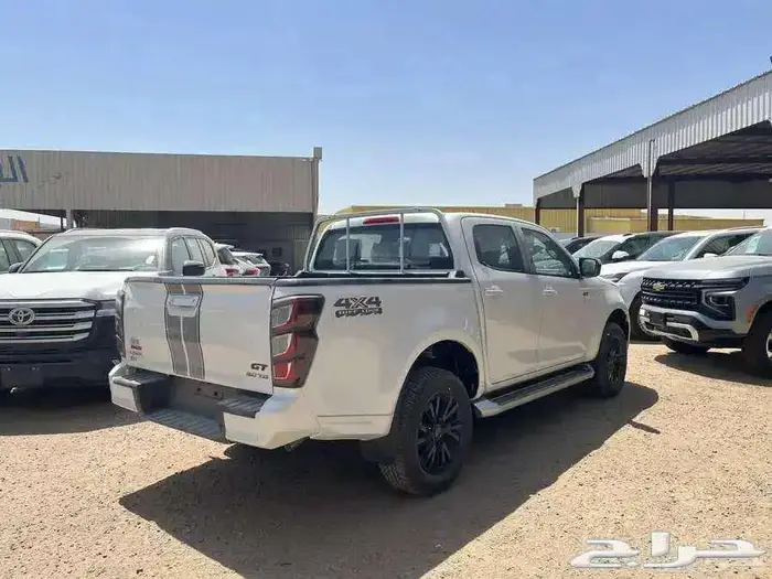 ايسوزو ديماكس 2025 غمارتين GT نقد وتقسيط 3