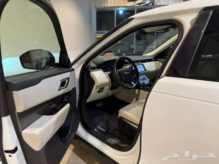 2020 لاند روفر فيلار S 6