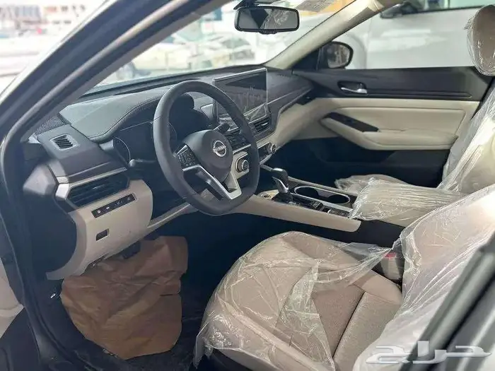نيسان التيما نص فل وأستاندر 2025 أقساط وكاش مع تظليل وحماية 5