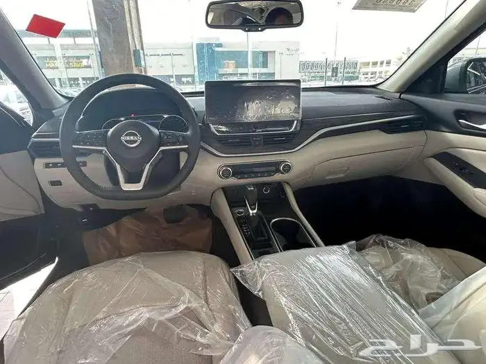 نيسان التيما نص فل وأستاندر 2025 أقساط وكاش مع تظليل وحماية 4