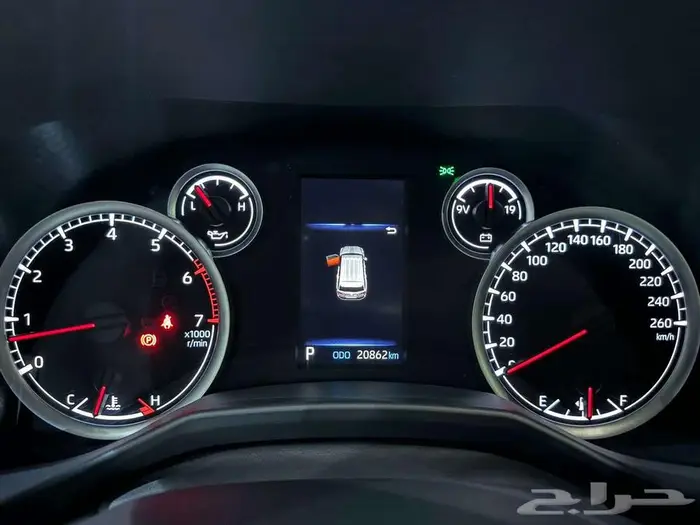 للبيع جيب لاندكروزر GXR-L3 سعودي 2023 ( عداد قليل ) 32