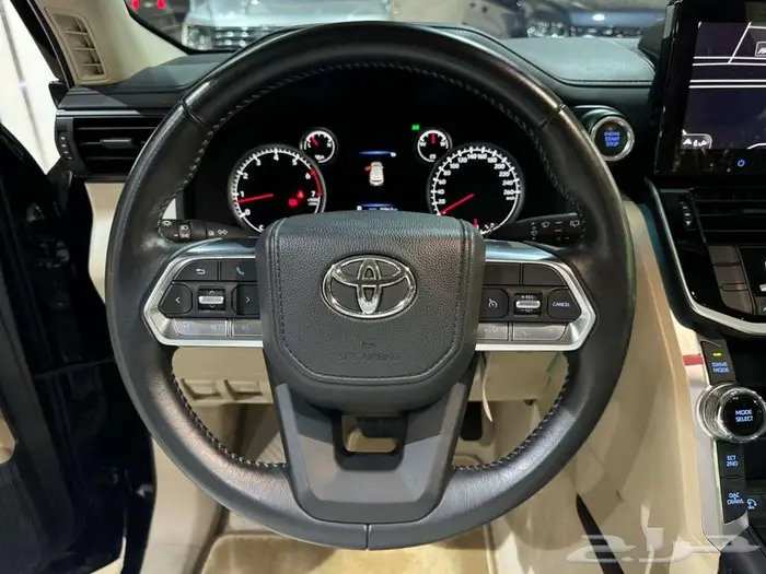 للبيع جيب لاندكروزر GXR-L3 سعودي 2023 ( عداد قليل ) 29
