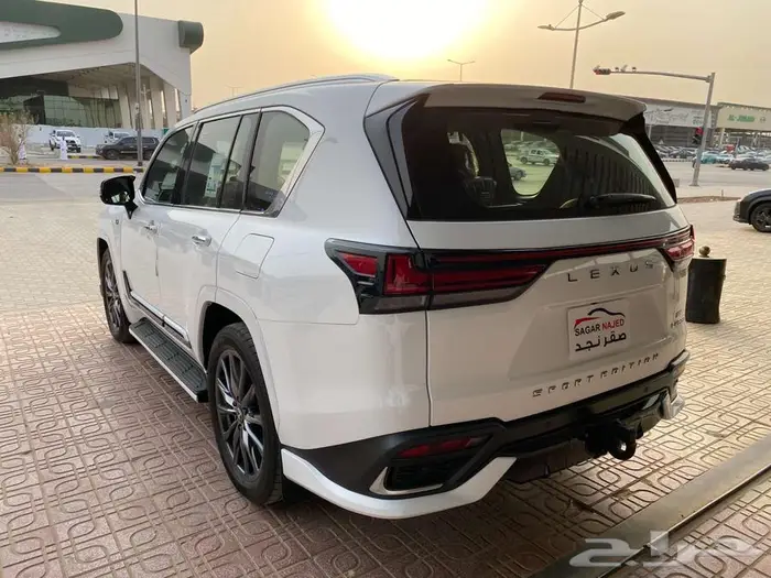 لكزس FSPORT LX600 2024سعودي 12