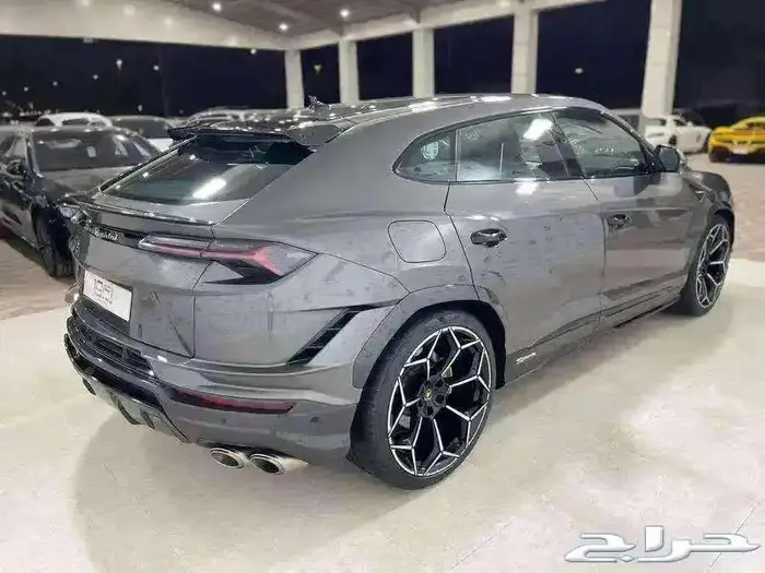 اوروس بيرفورمانتي - 2023 - 9000KM 5