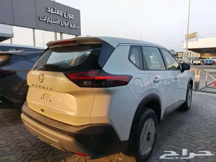 نسيان اكس تريل 5 مقاعد دبل ستاندر 2025 4