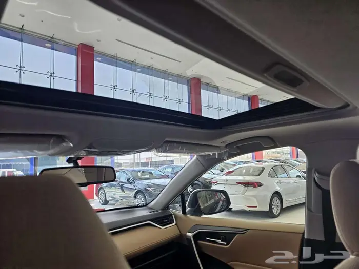 تويوتا راف 4 XLE موديل 2025 23
