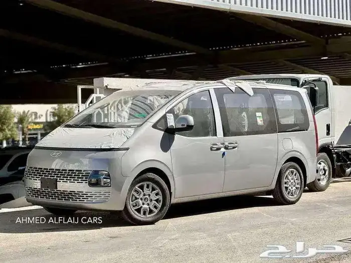 هيونداي ستاريا ديزل 9 راكب قير اتوماتيك 2025 سعودي 5