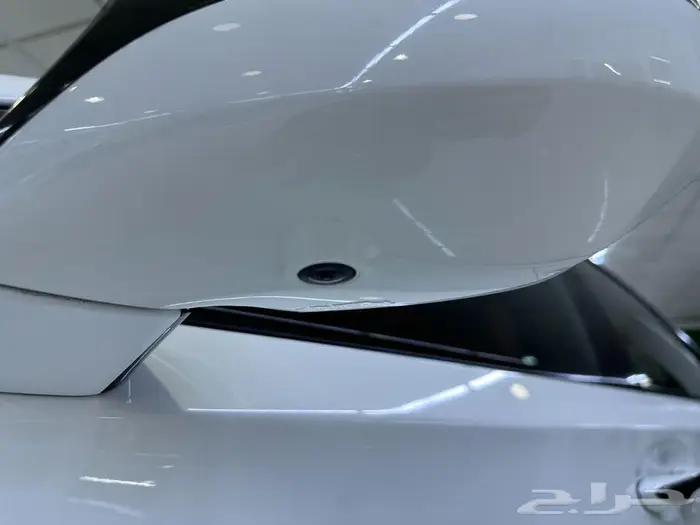 لكزس LS 500 اف سبورت 2018 بحالة المصنع مالك اول 23