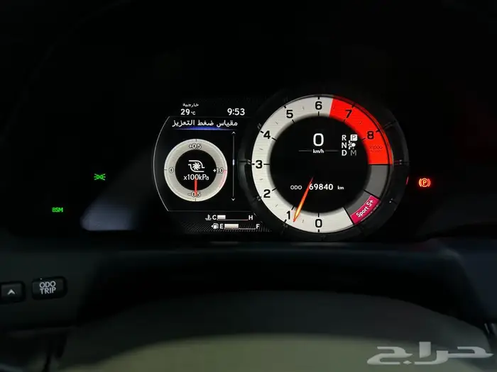لكزس LS 500 اف سبورت 2018 بحالة المصنع مالك اول 51