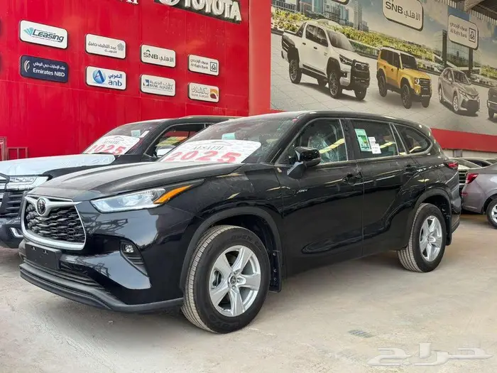 تويوتا هايلاندر LE 4X4 موديل 2025 0