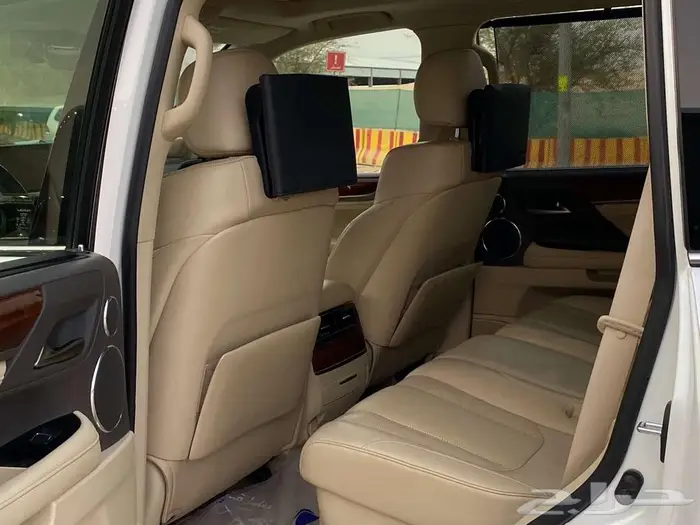 لكزس LX570 فل كامل 2018 13