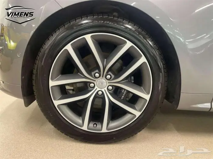 رانج روفر سبورت 2023 Dynamic S 5