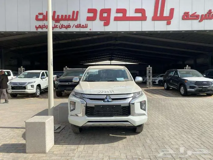 عرض خاص ميتسوبيشي L200 قير عادي فل كامل سعودي دبل 2023 4