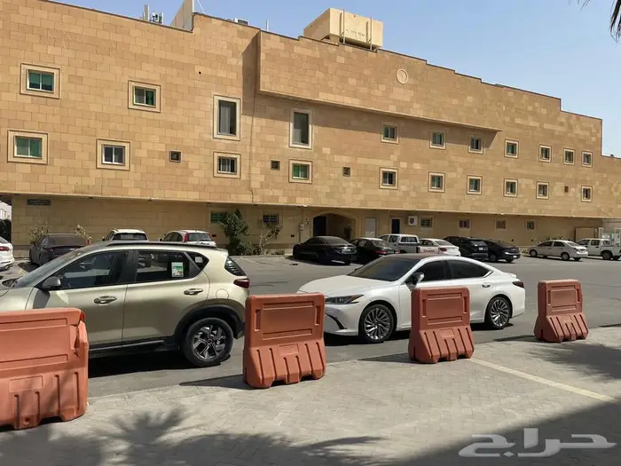للايجار شقة بحى الملقا شمال الرياض 1