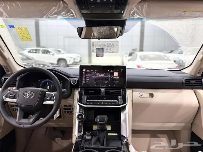 تويوتا لاندكروزر ( GXR3 ) بنزين موديل 2025 أقل الأسعار 12