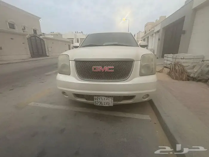 جي ام سي يوكن دينالي XL 2011 4