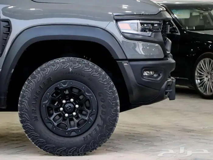 رام تي ار اكس RAM TRX 2023 5