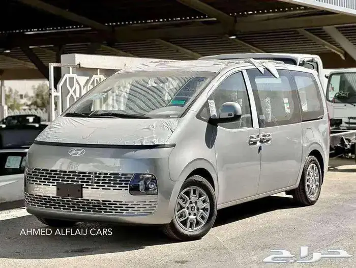 هيونداي ستاريا ديزل 9 راكب قير اتوماتيك 2025 سعودي 3