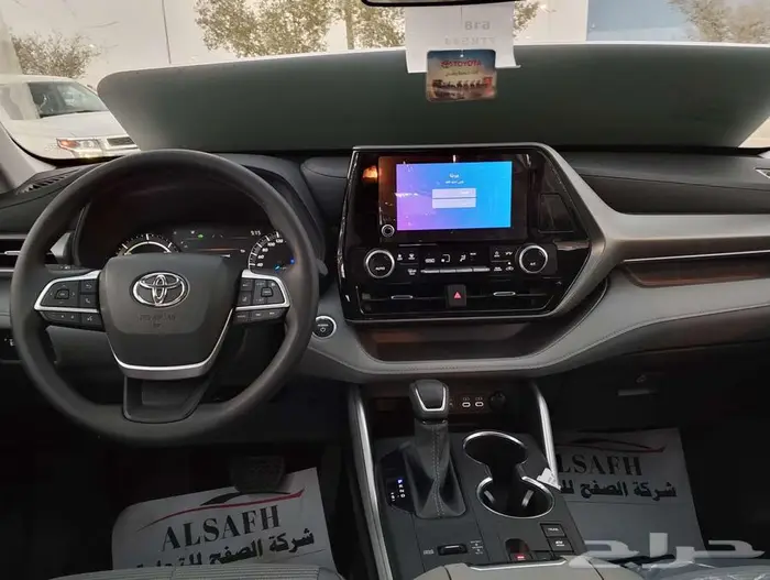تويوتا هايلاندر LE 4X4 موديل 2025 6
