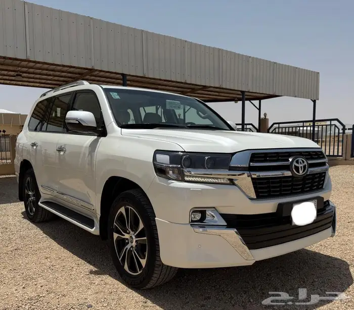 لاندكروزر جي اكس ار مخززن 2021 GXR سعودي 8
