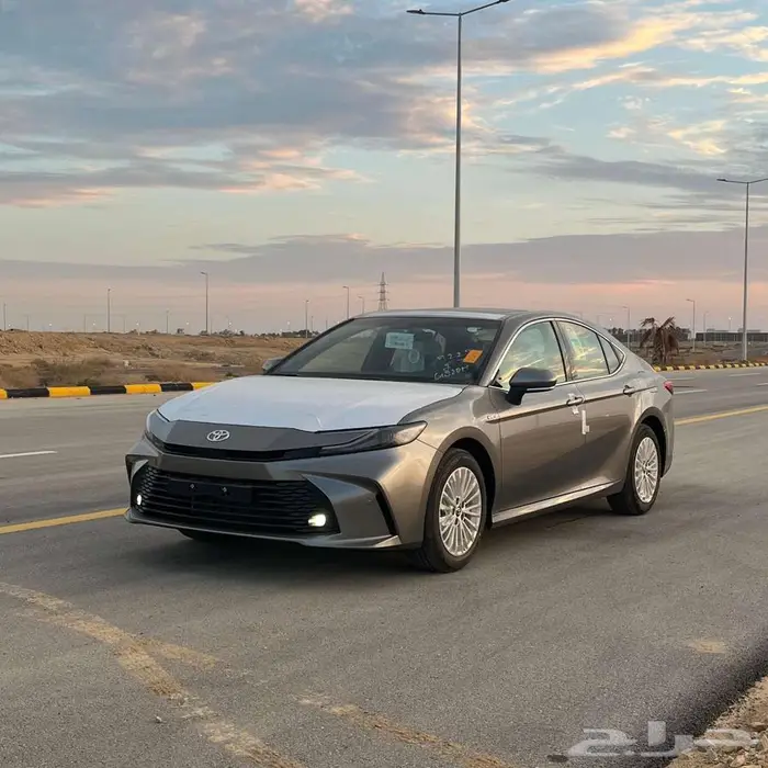 كامري بنزين و هايبرد جميع الفئات 2025 اصفااار 24