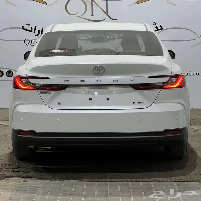 تويوتا كامري E هايبرد جنوط 2025 3