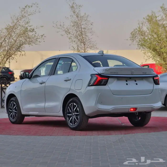 سوزوكي ديزاير GLX الشكل الجديد 2025 6
