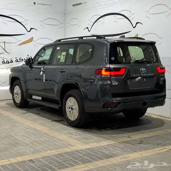 تويوتا لاندكروزر GXR رقم 2 بنزين 2025 كاش أو أقساط 2