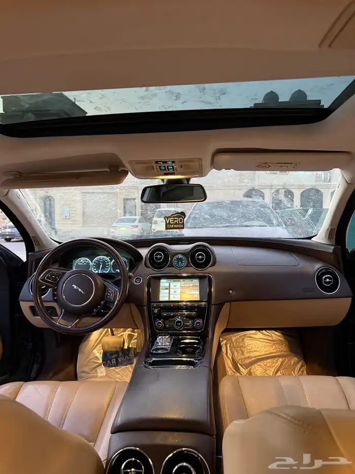 جاكور 2015 Xjl 3
