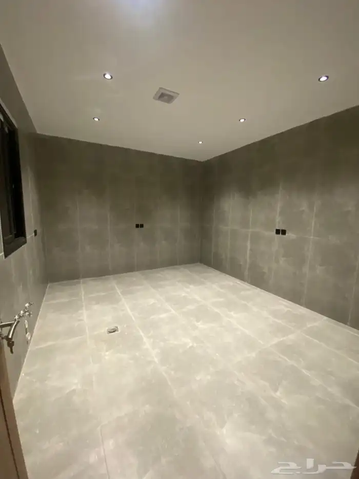 فيلا روف ارضي للبيع حي الشفاء 5