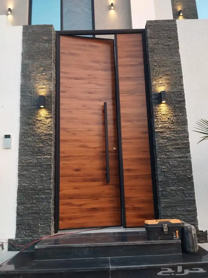 نوافذ وأبواب UPVC المنيوم ابواب WPC 1