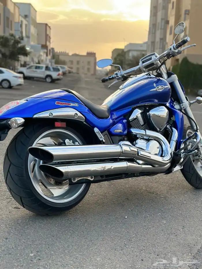 دباب بوليفارد 2006 M109R 3